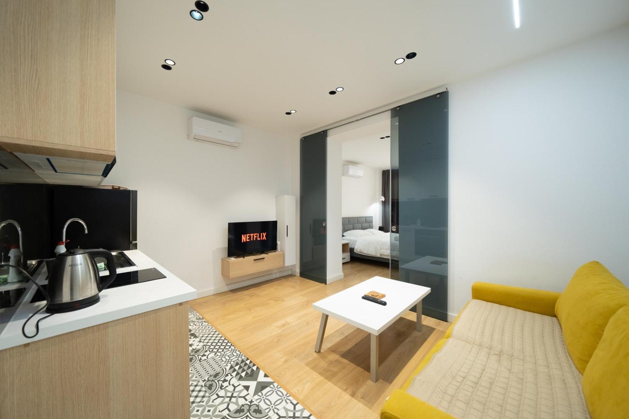 Cosy Urban Central Apartment 티라나 외부 사진