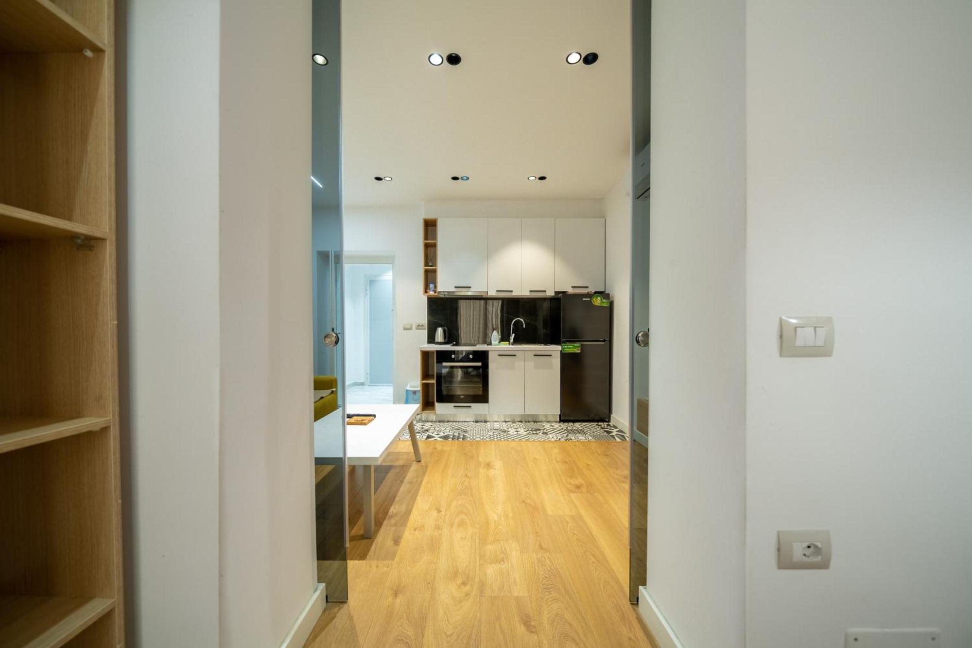 Cosy Urban Central Apartment 티라나 외부 사진